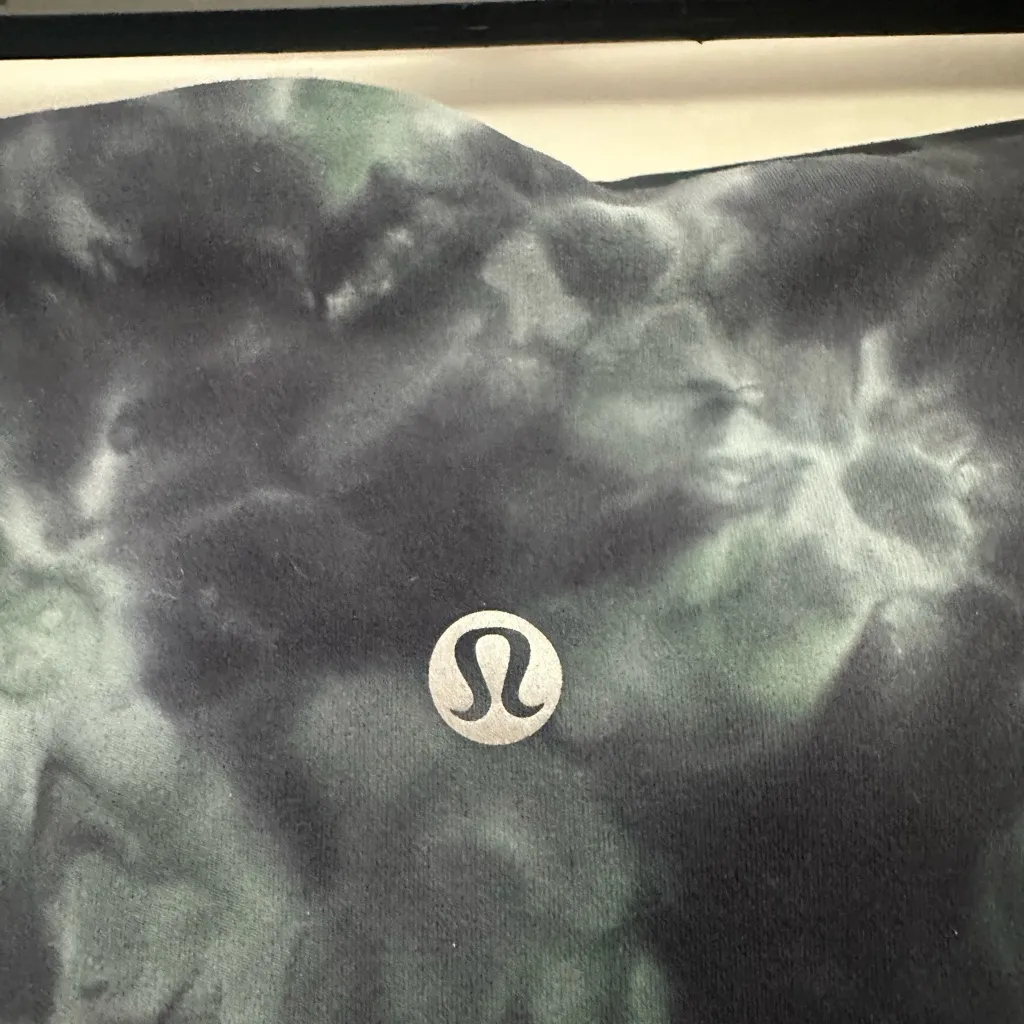 Lululemon Align High Rise Pants With Pockets 25” Diamond Print Green Size 14 - Image 4