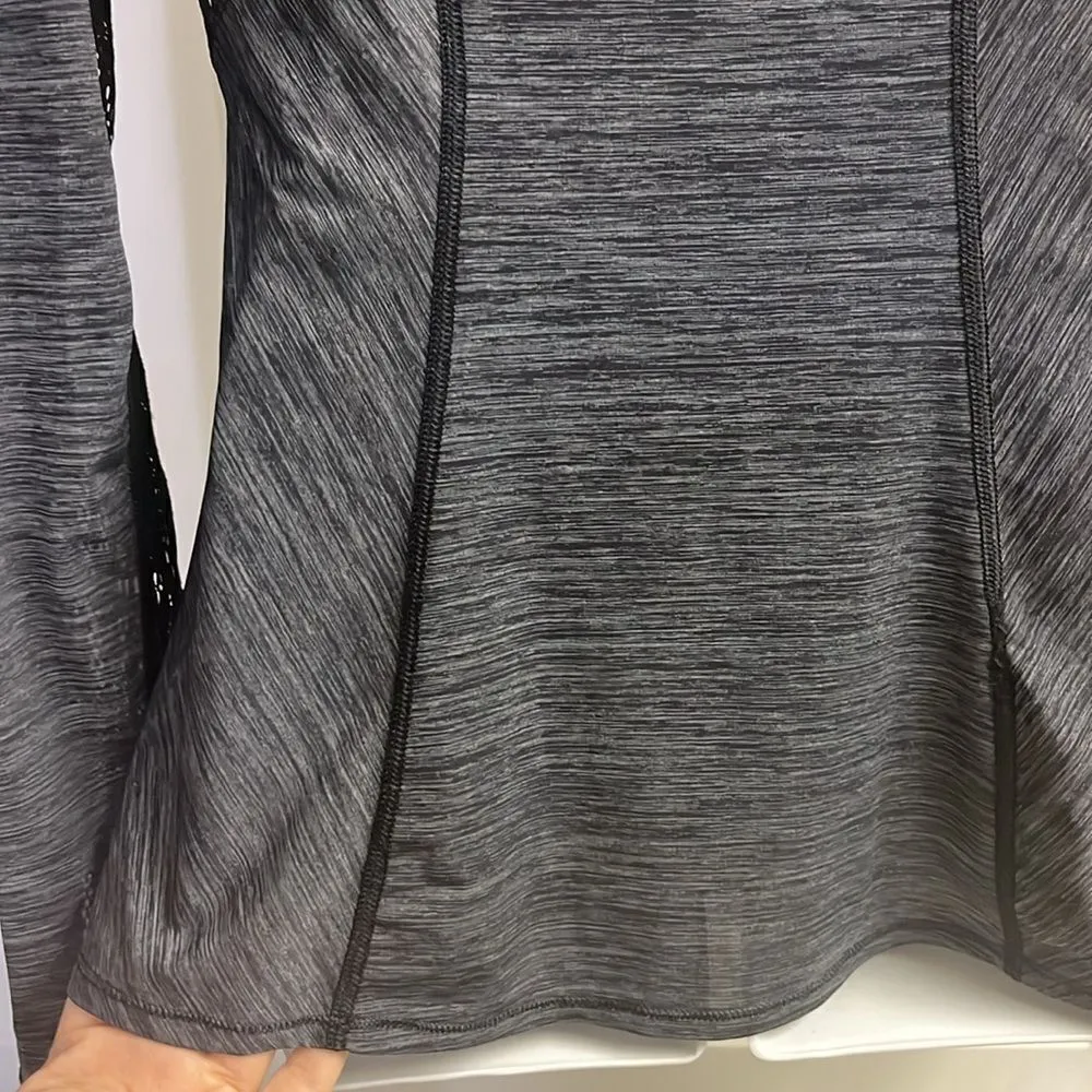 Lululemon Athletica Heather Black Scoop Neck Long Sleeve Lace Panel Shirt-Size 6 - Image 10