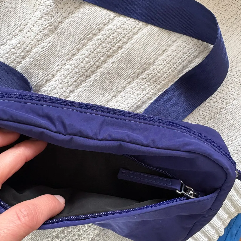 Athleta Blue Crossbody Belt Bag - Image 3