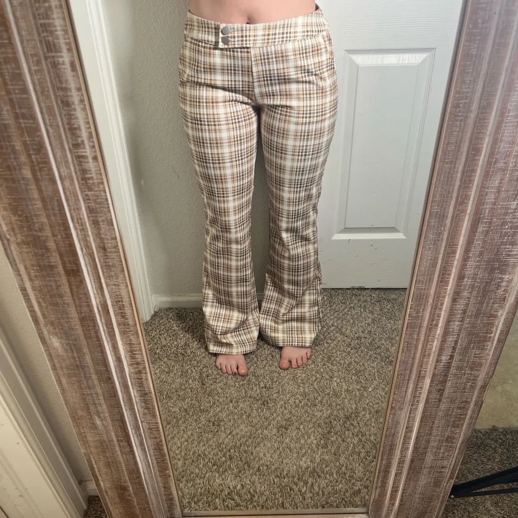 Le Lis Brown and Tan Plaid Pants - Image 6