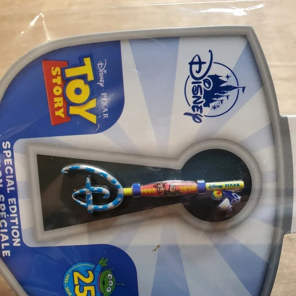 Disney Toy Story 25th Anniversary Collectors Pin - Image 2