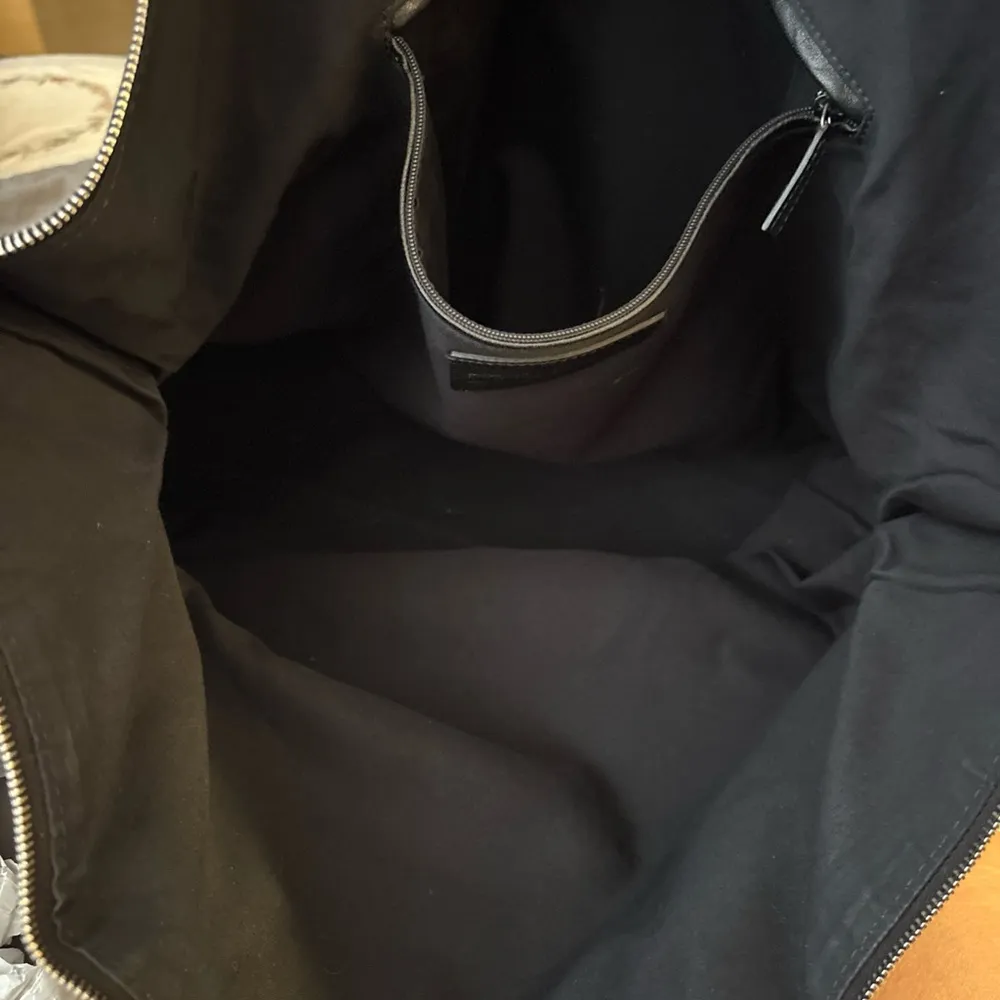 Alexander McQueen Black Leather Satchel with Metal Accents - Image 4