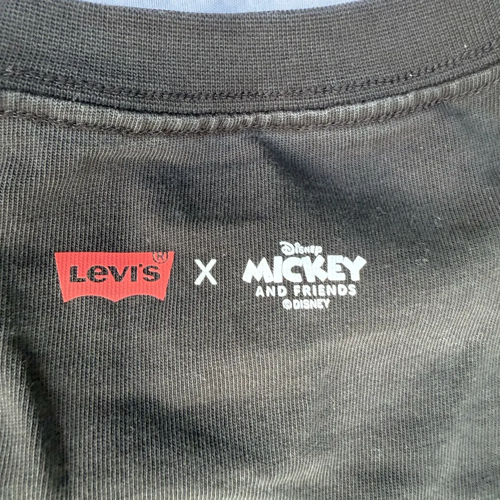 Levi's x Disney Black Graphic Shirt - Image 6