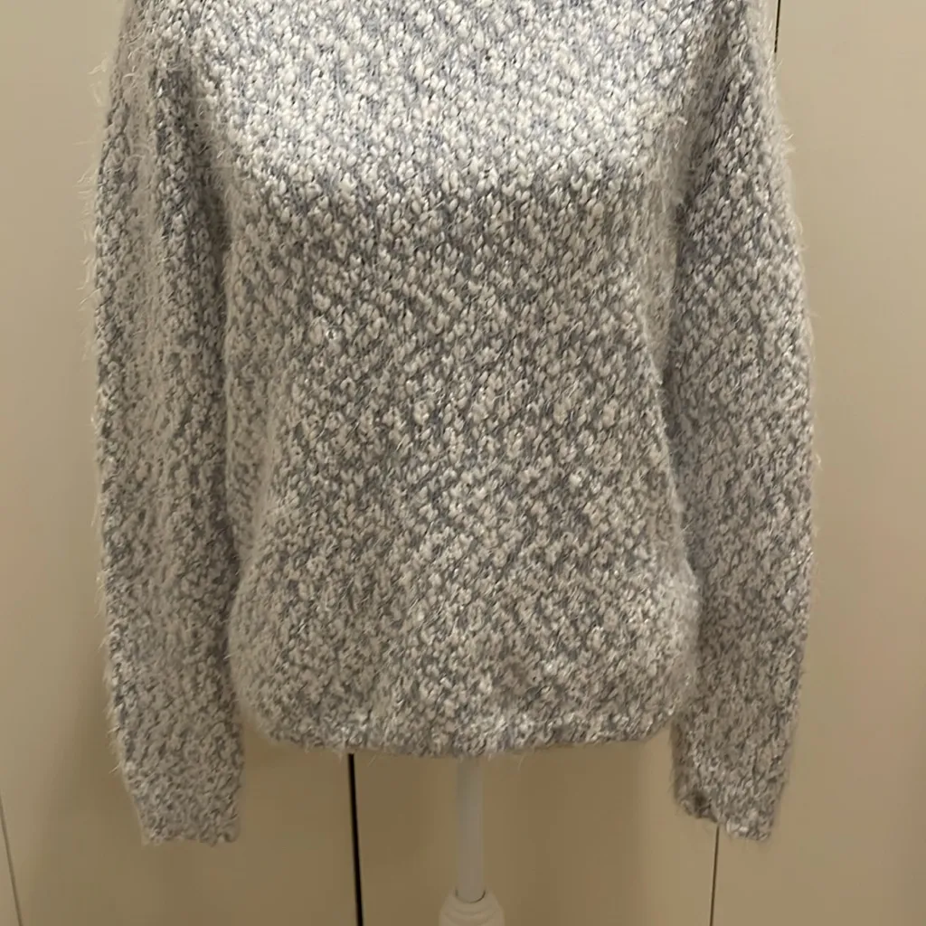 Buffalo David Bitton long sleeve blue and white sweater medium - Image 4