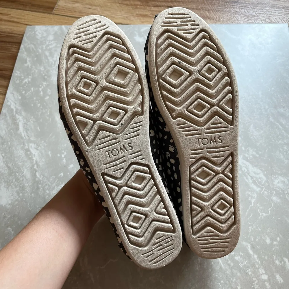 Toms Alpargata Tiny Cheetah Canvas Flats- Size 8 - Image 6