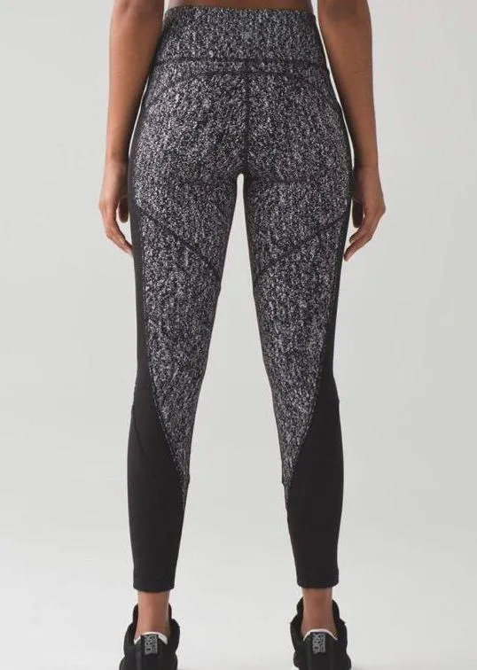 Fit Physique Leggings - Image 3