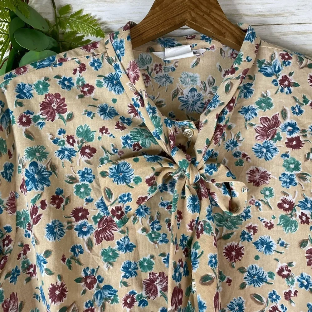 Vintage sears yellow floral pussybow neck tie office secretary blouse Size L - Image 4