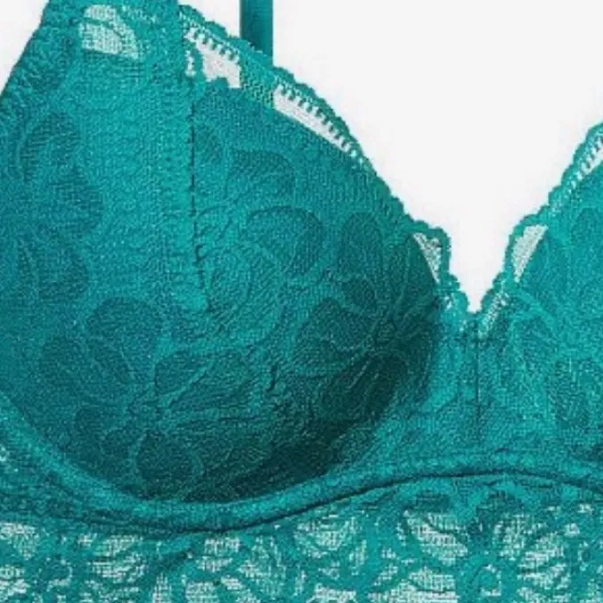 Victoria’s Secret PINK Lace Tropical Teal Push-up
Bralette - Image 4