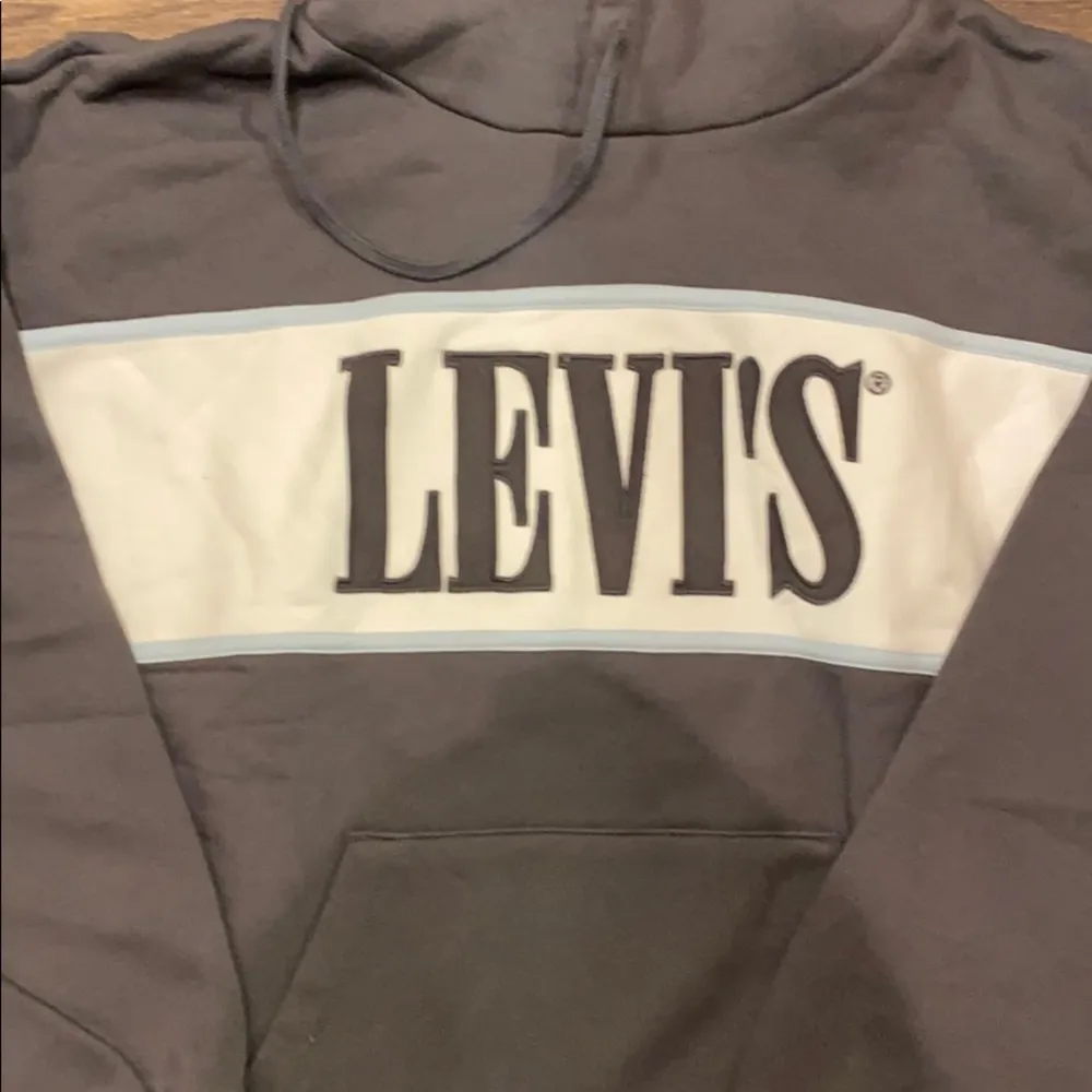 Levi’s Hoodie - Image 2