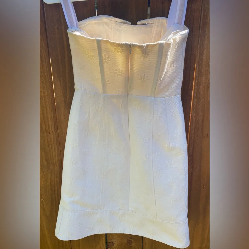 Nanette Lepore Dress Size 2. Preloved Gently Worn. - Image 2