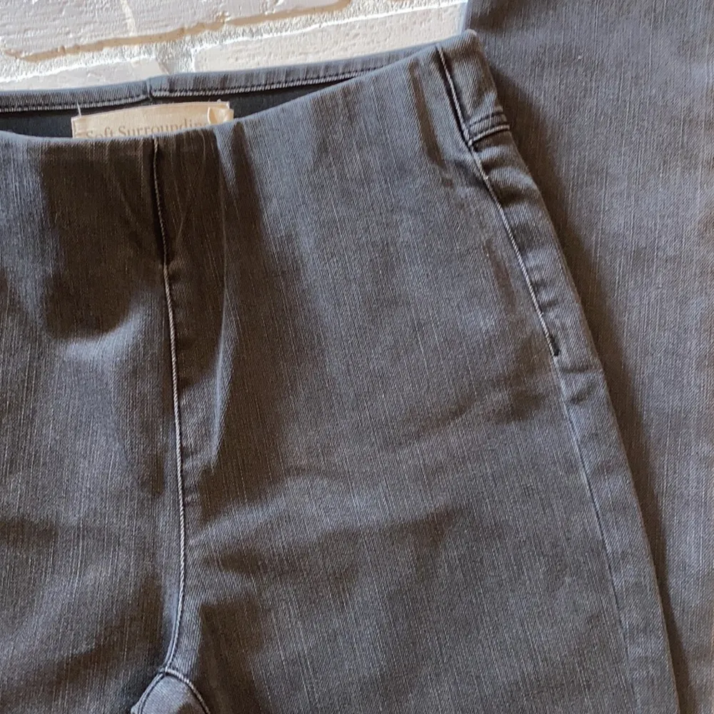 Soft Surroundings the ultimate denim pull on skinny Jean in faded black - Image 4