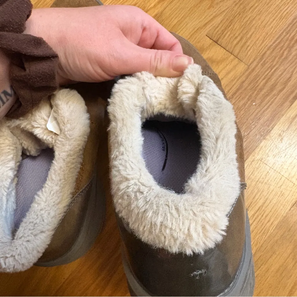 Ryka Bzees Golden Tan Faux Shearling Fur Slip On Elastic Tie Shoes Women’s 8 - Image 9