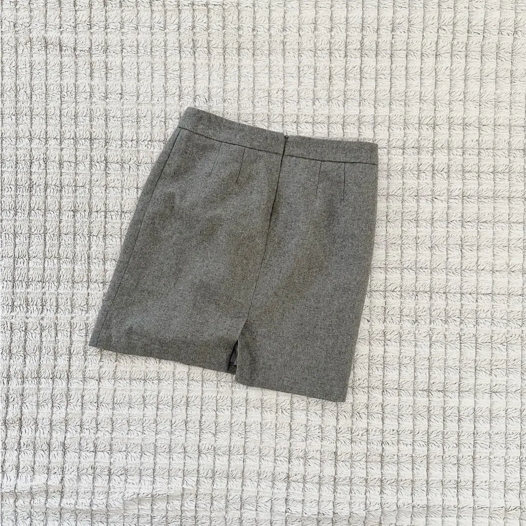 Chadwick’s Gray Wool Skirt - Image 3