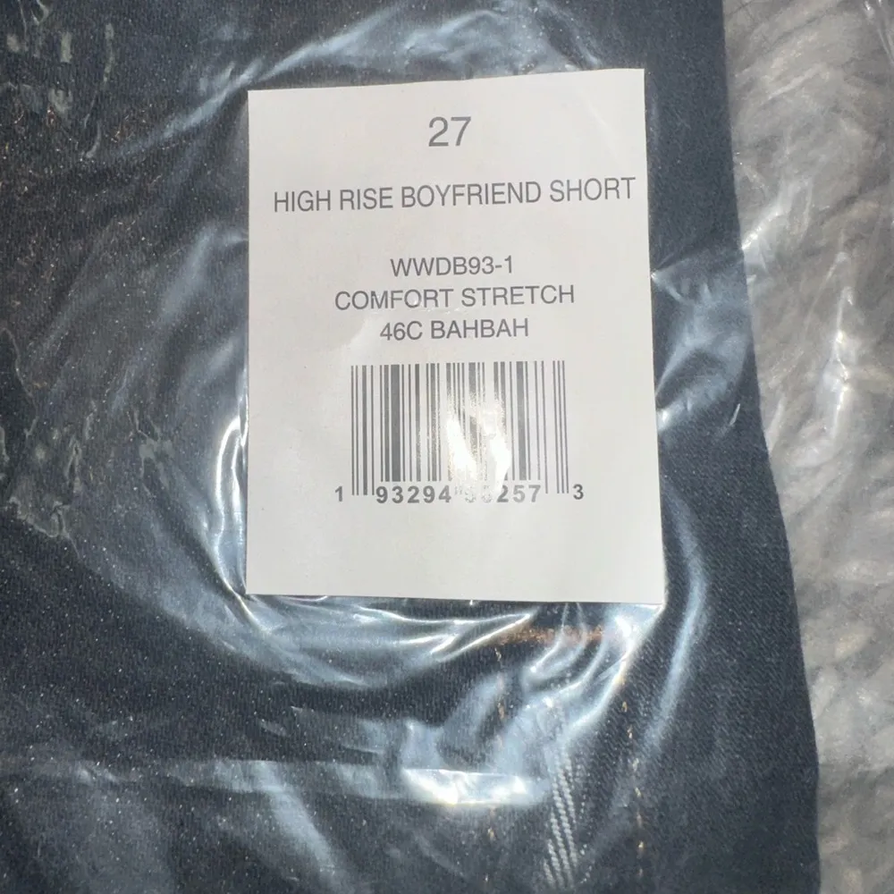 We Wore What High Rise Boyfriend Shorts Black Stretch NWT Size 32 - Image 5