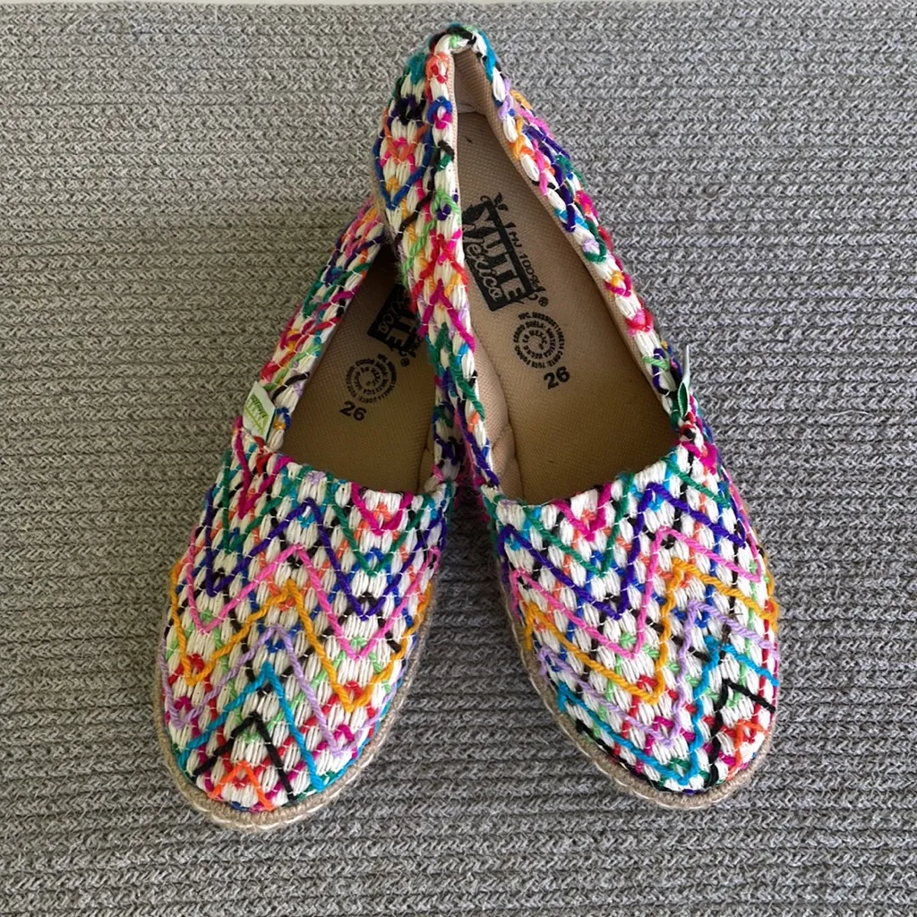 Yute Mexican Rainbow Embroidered Jute Espadrilles Size 9 Equivalent Pink - Image 2