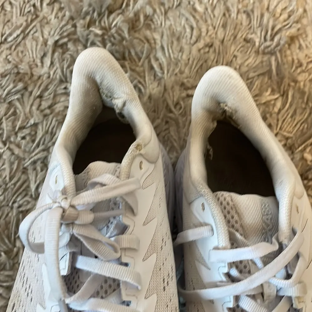 Hoka  Clifton 7 Sneakers White - Image 6