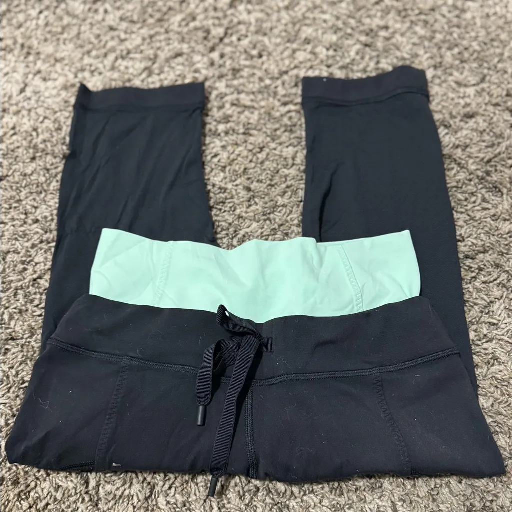 Lululemon Black and Mint/Blue Cropped Leggings - Image 2