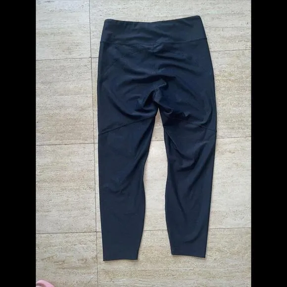 Outdoor Voices Warmup‎ 7/8 Legging size medium - Image 4