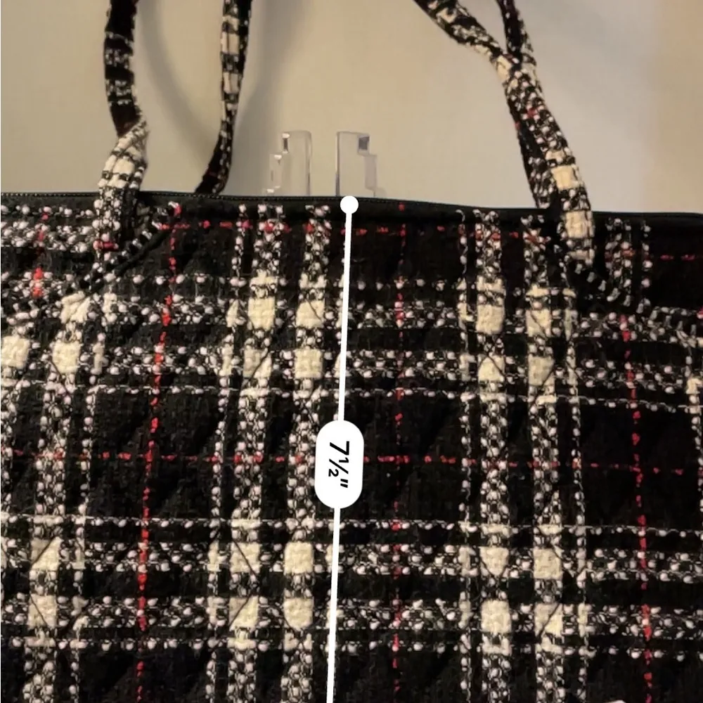 Vera Bradley “ Limited Edition” Canteen Tweed Black White Red Bag - Image 7