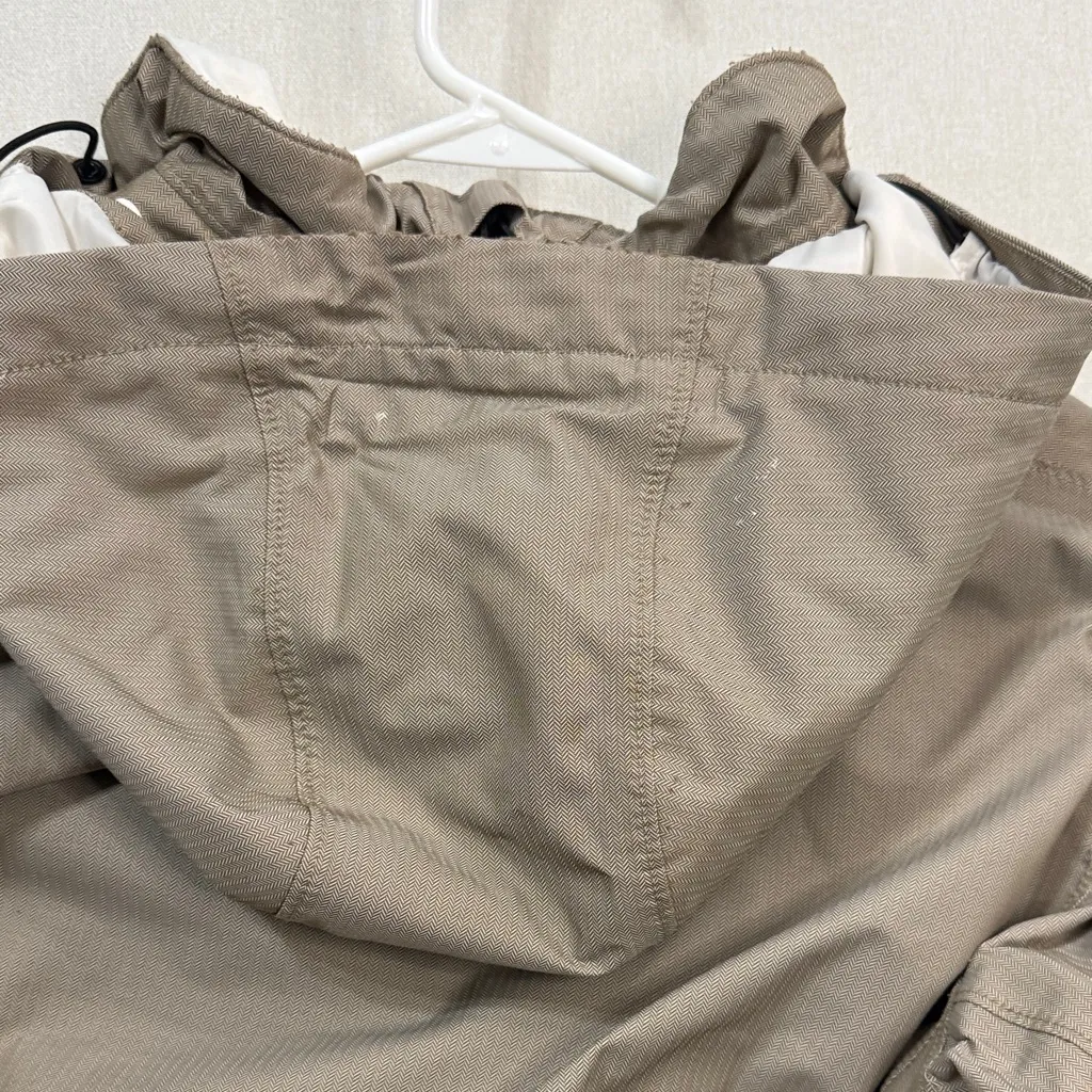 Columbia Women's Hooded Puffer Jacket - Beige - Image 10