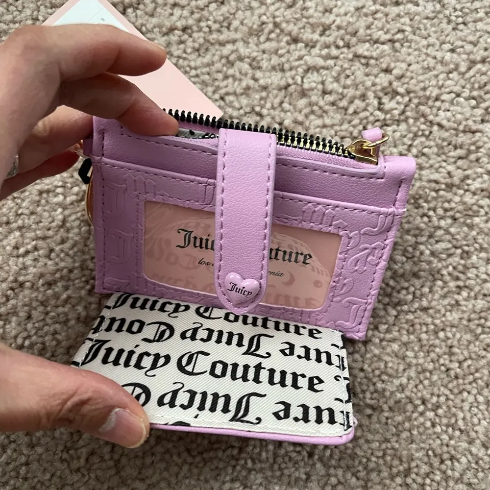 JUICY COUTURE Heartless Elongated Card Case with Keyring Fondant Pink Color - Image 4