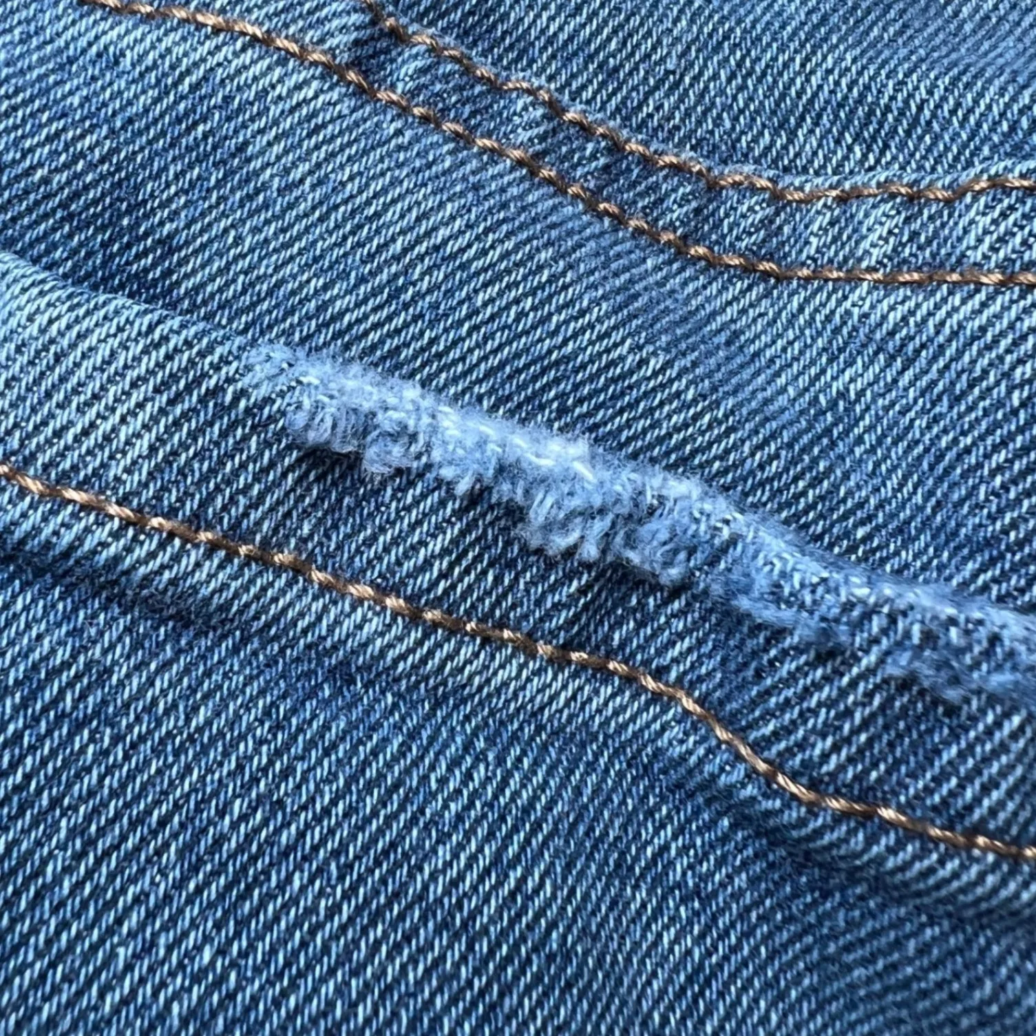 Kensie Jeans Vintage Luxe The Short Denim Shorts Womens 10/30 Distressed Raw Hem - Image 7