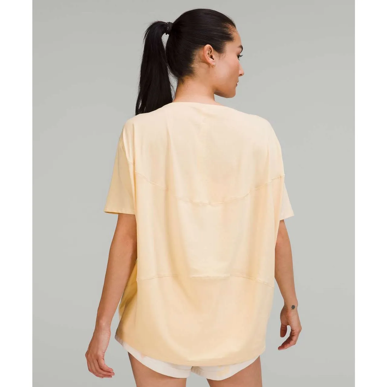 Lululemon Back in Action Short Sleeve Oversized Tee Prosecco Orange XL - Image 3