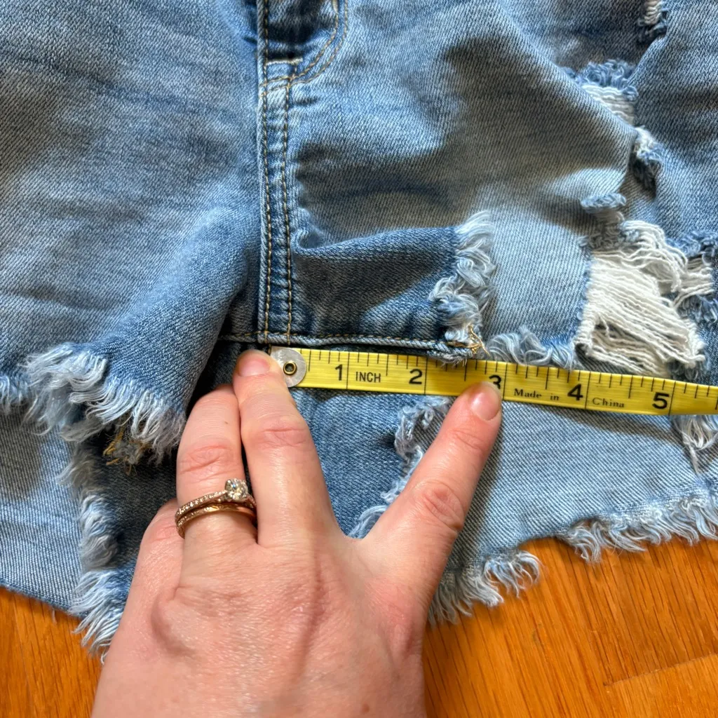 American Eagle High Rise Shortie CutOff Ripped Distressed Stretch Jean Shorts 10 - Image 5