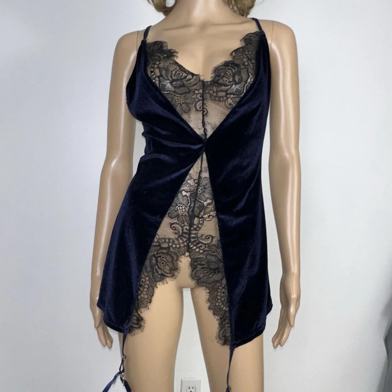 Dreamgirl Stretch Velvet Eyelash Slip Dark Blue Black Lace Chemise XL Garters - Image 3