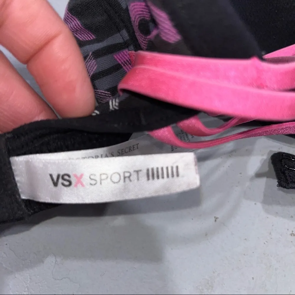 VSX Victorias Secret Sports Bra Black Size undefined - Image 6