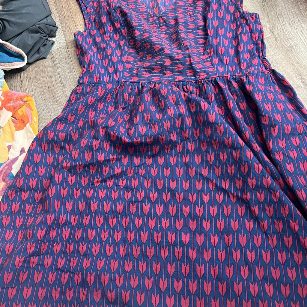 Mata Traders Women's Dark Navy & Burgundy Arrow print Sleeveless A - Image 9