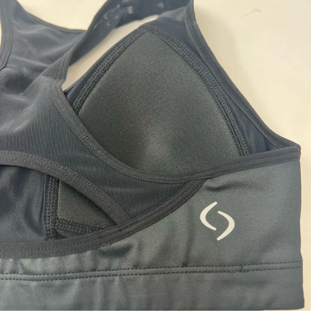 Moving Comfort Vixen sports bra in black size S Small A/B Cup NWT - Image 4