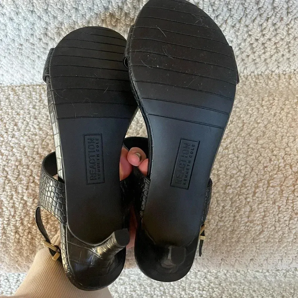Kenneth Cole Reaction Black Croc Embossed Dee Two Band Slingback Heel - Image 6
