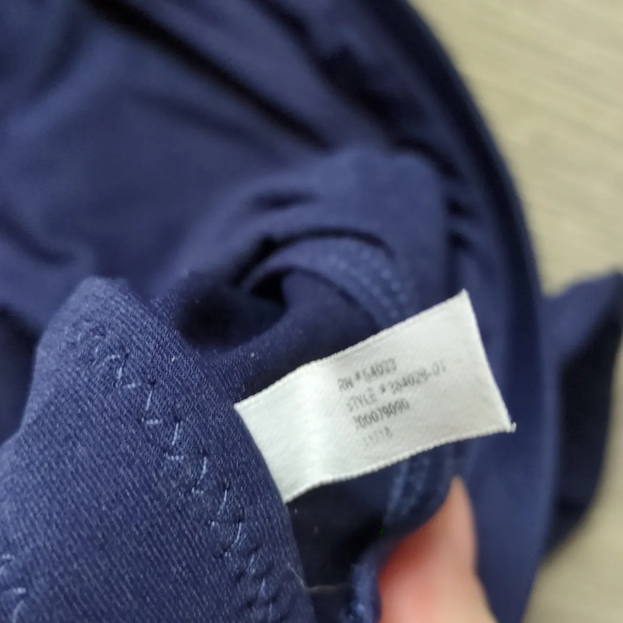 Athleta Navy Swim Shorts Size Large - Image 4