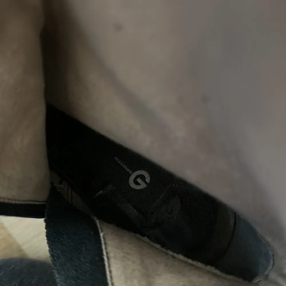 Vintage Women’s Leather Boots Perfect for Date Night - Image 8