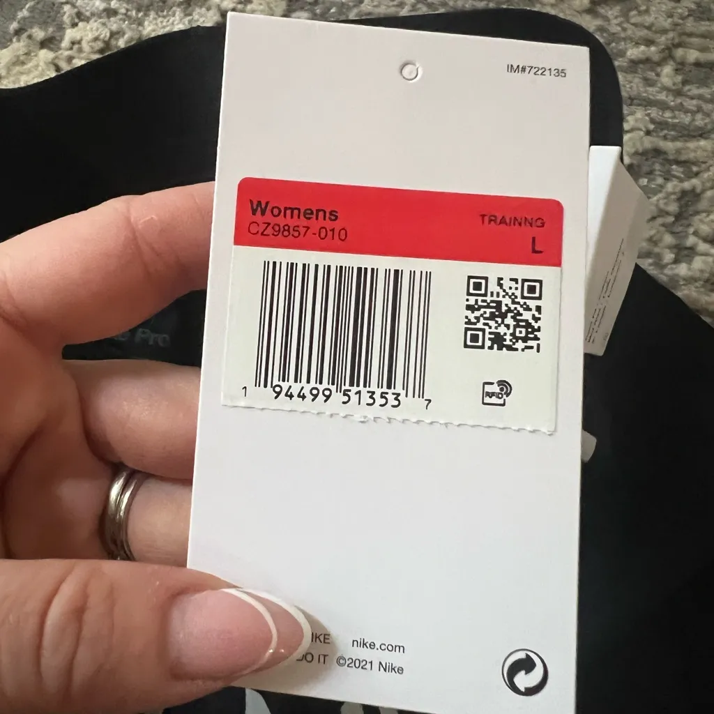 NWT Nike Black Pro 3" Shorts Size Large - Image 3