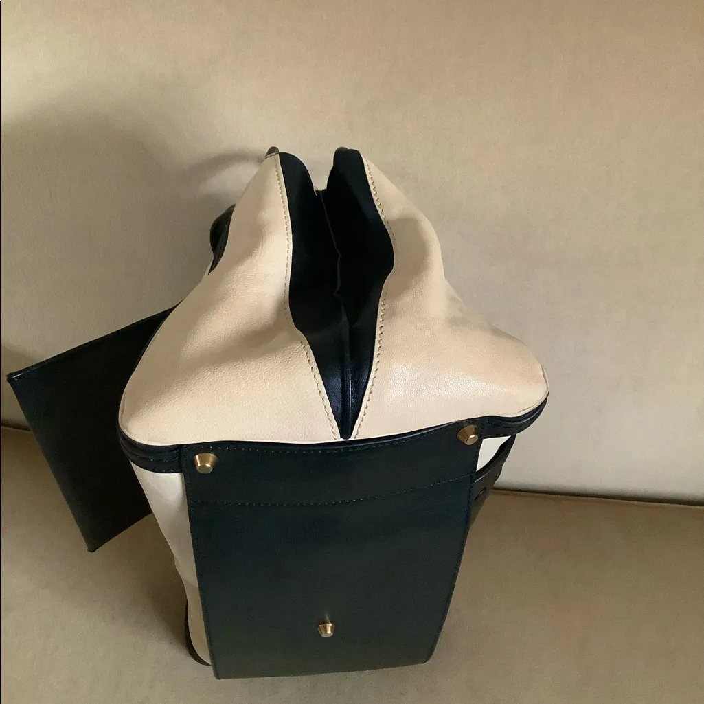 CHLOE ALICE leather bag 🌹🌹🌹 - Image 4