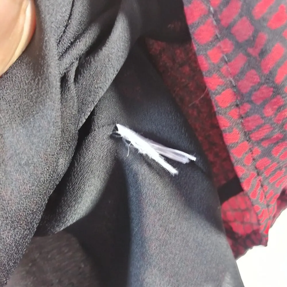 Coldwater Creek Red Black Print Woven Round Neck Sheer Long Sleeve Size M - Image 6