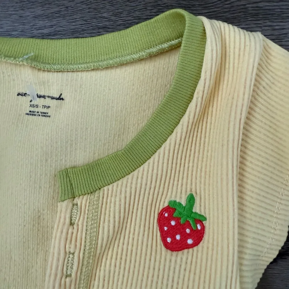 Urban Outfitters Out From Under Strawberry Patch‎ Crop Top Size XS Yellow NWOT - Image 6