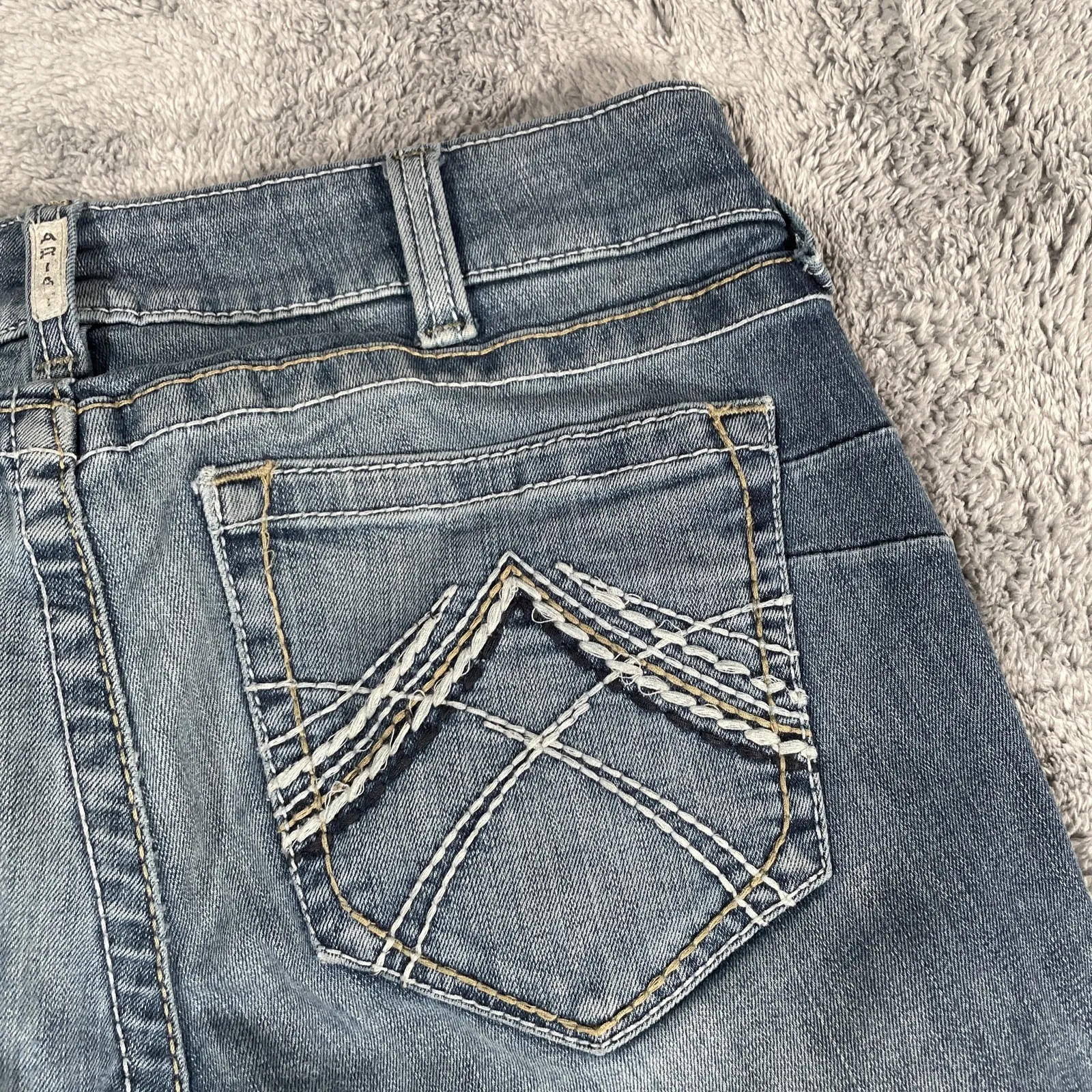 Ariat Mid-Rise Entwined Bootcut Jeans Women's SZ 31x32 Thick Stitch Cowgirl - Image 5