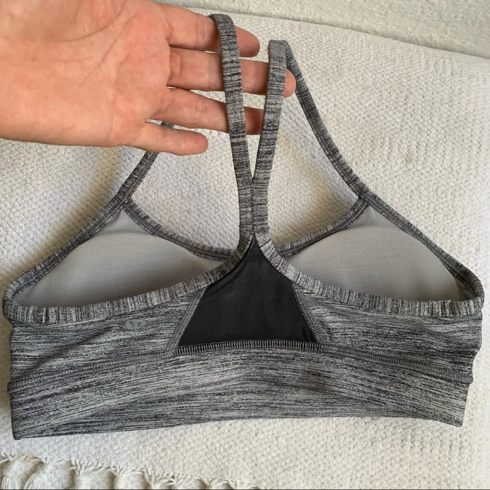 Lululemon 4 sports bra - Image 5