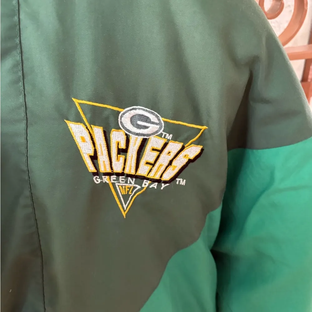 Vintage Logo 7 Packers Puffer Jacket Green Size XL - Image 2