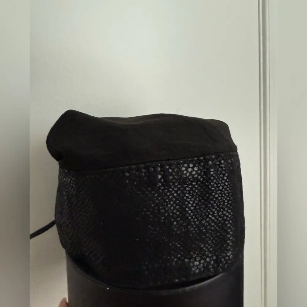 Unisex Black suede and snakeskin - Image 8