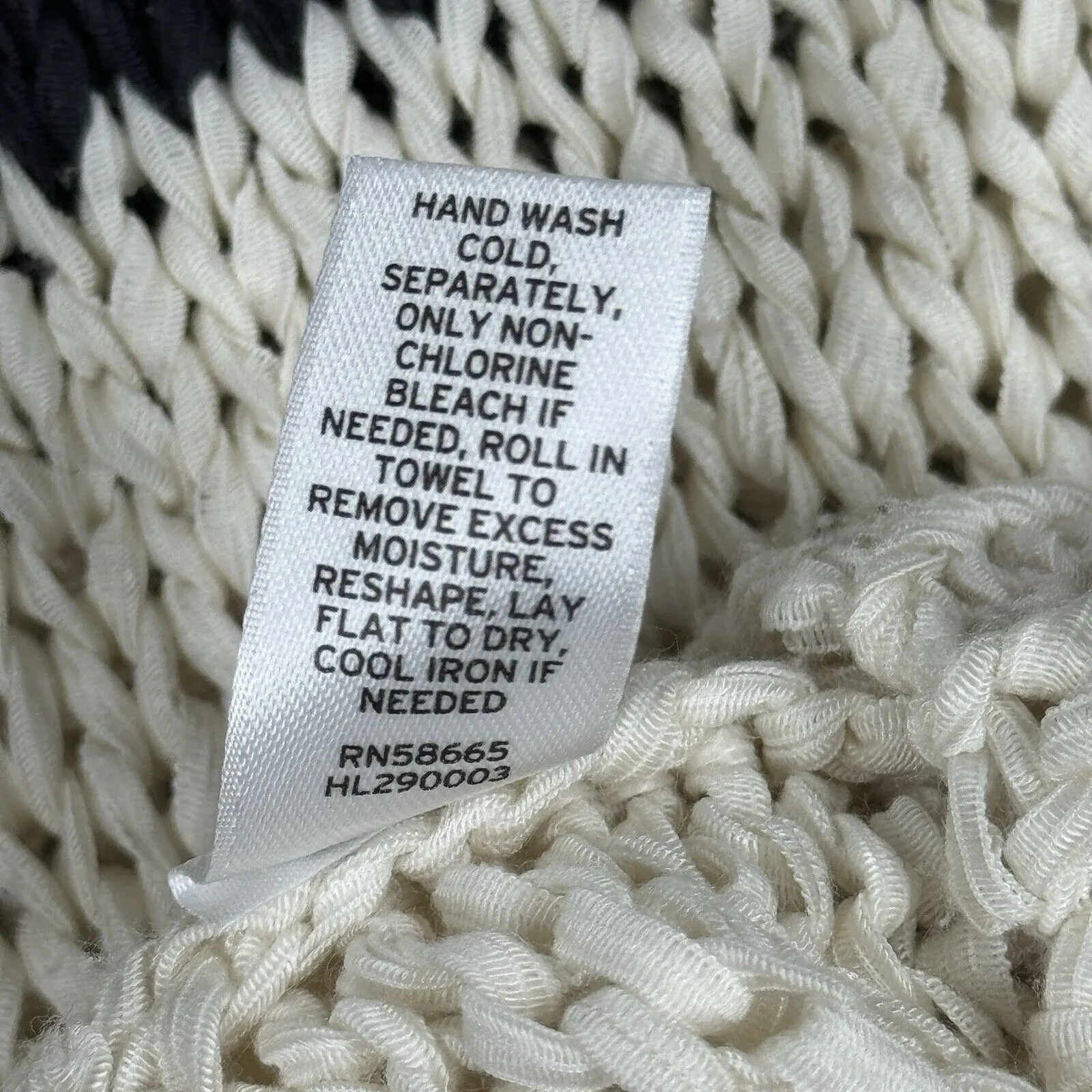 Hinge Sweater Womens Small Cream Navy Open Beachy Casual Preppy Minimal Neutral - Image 7