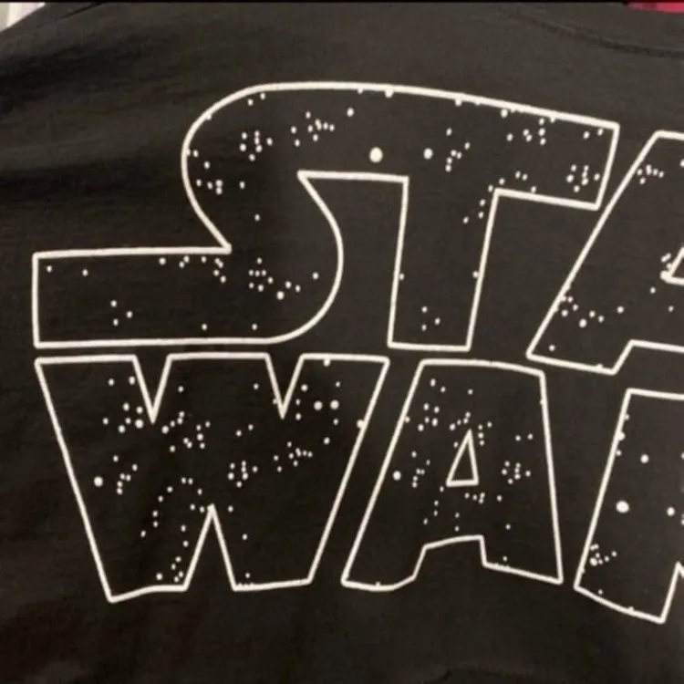 Disney parks ADULTS storm trooper spirit jersey GLOWS Xs - Image 5