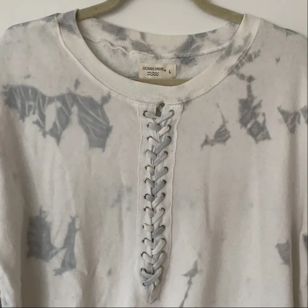 Lace Up Tie Dye Sweatshirt - Image 2