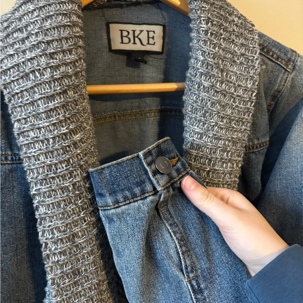 BKE Denim Jacket with Knit Collar - Image 4