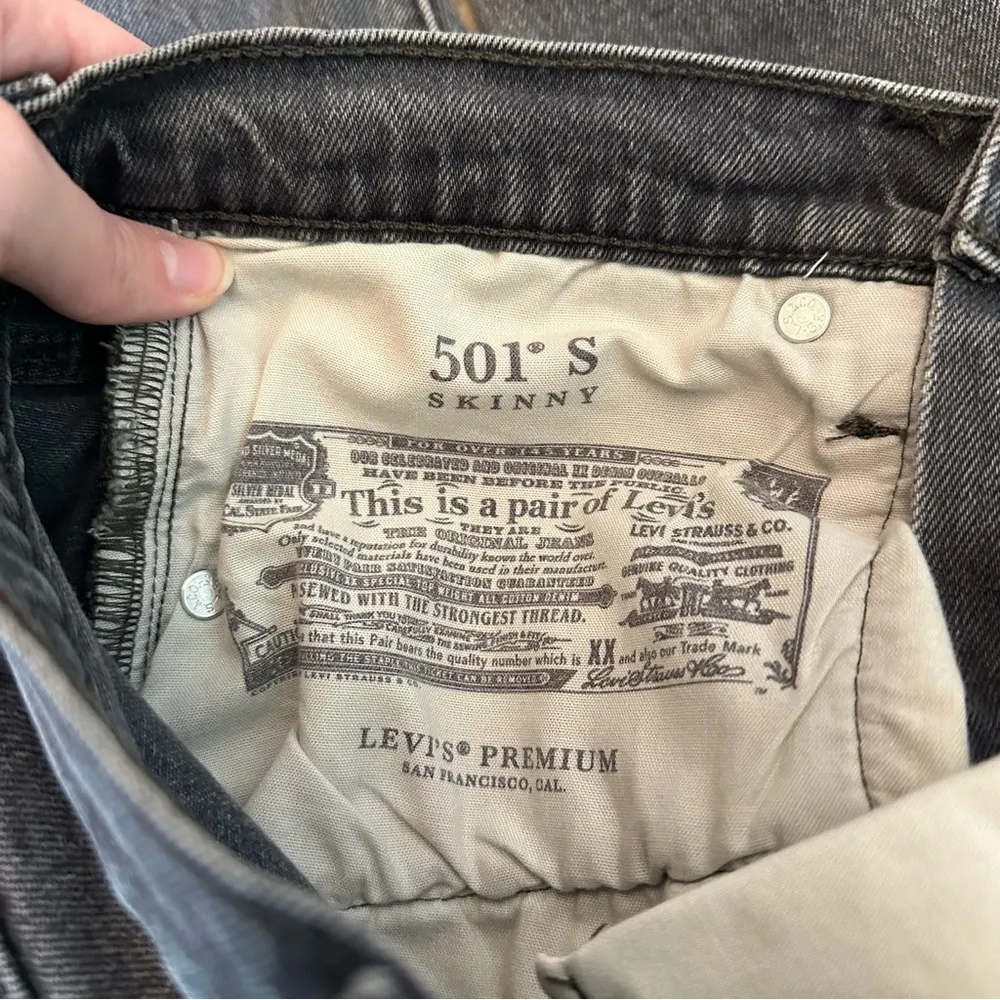 Levi’s Premium 501 S Skinny Gray/Faded Black Jeans W27 L28 Button fly Distressed - Image 8