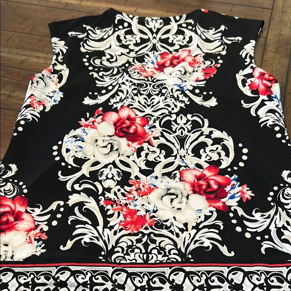 White House Black Market Floral Black and Red Top size small GUC - Image 6