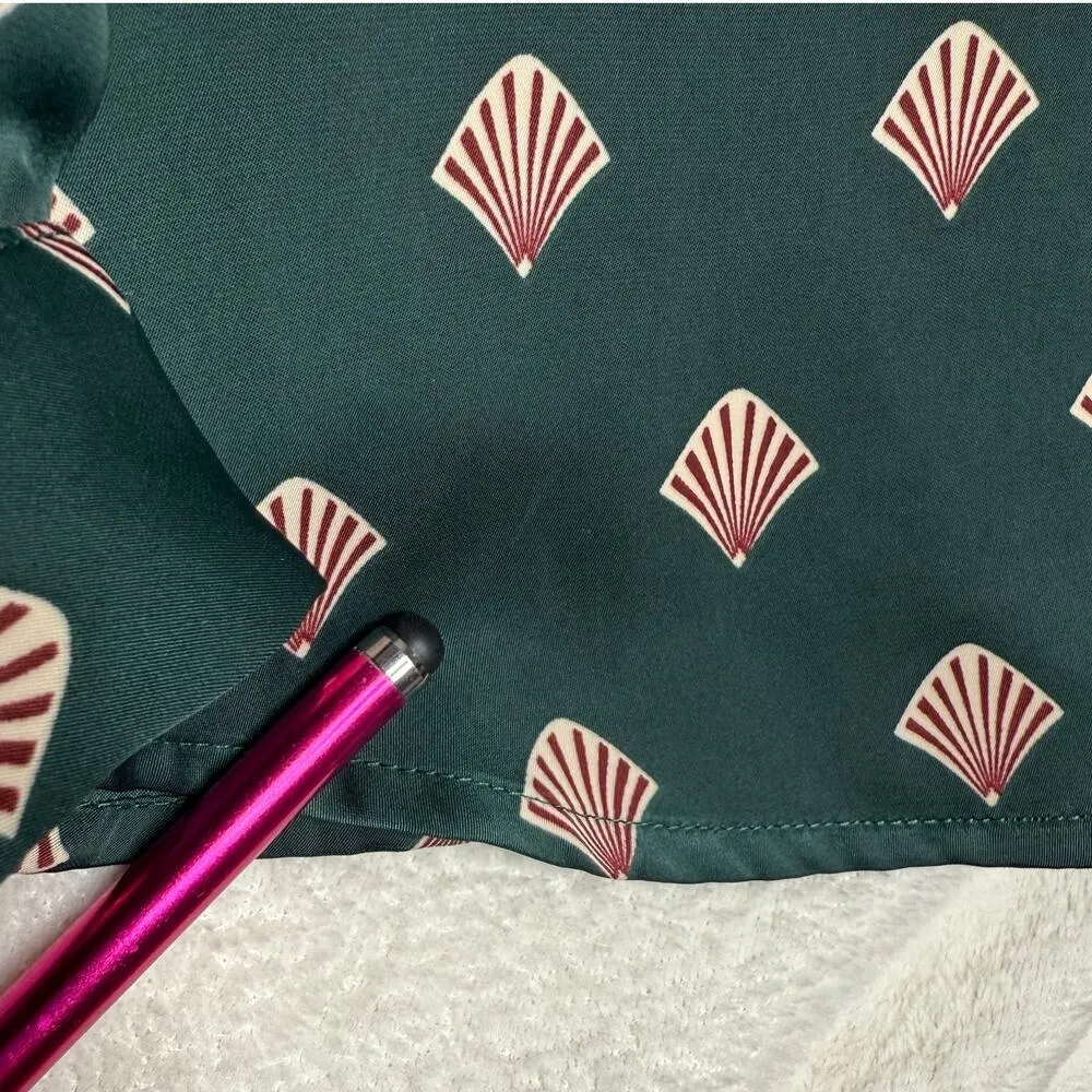 L'Academie All Over Seashell Print Classic Button Up Blouse Size Small Green Red - Image 6